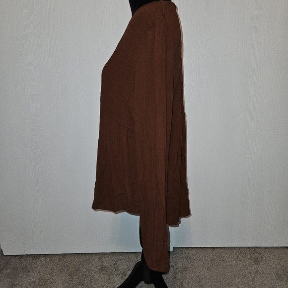 Woman's Brown Tunic - Picture 2 of 5
